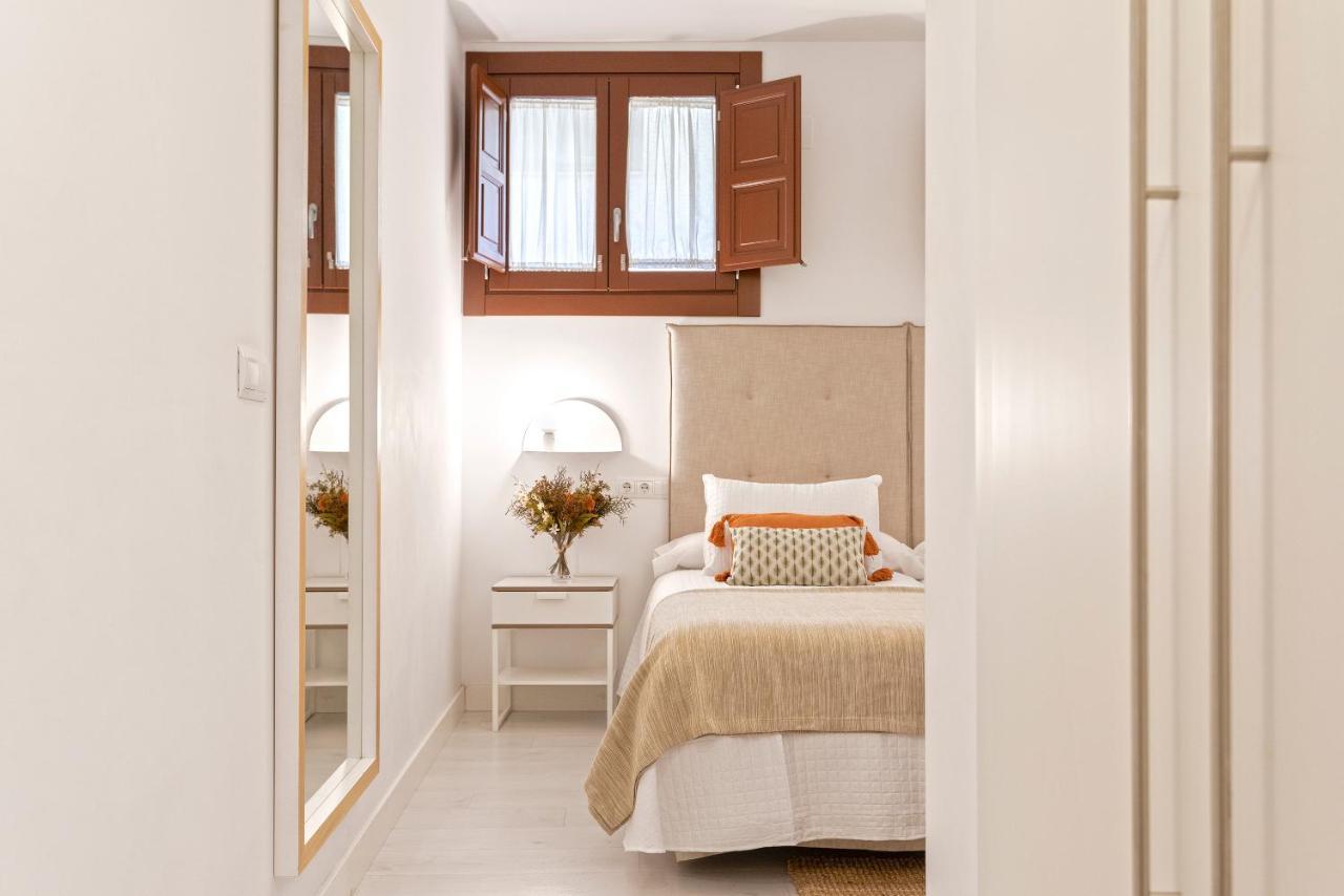 Genteel Home Zacatin Granada Exteriör bild